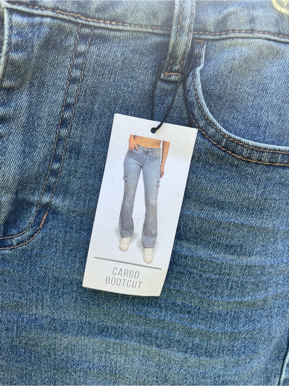Jeans - Picture 3 of 5
